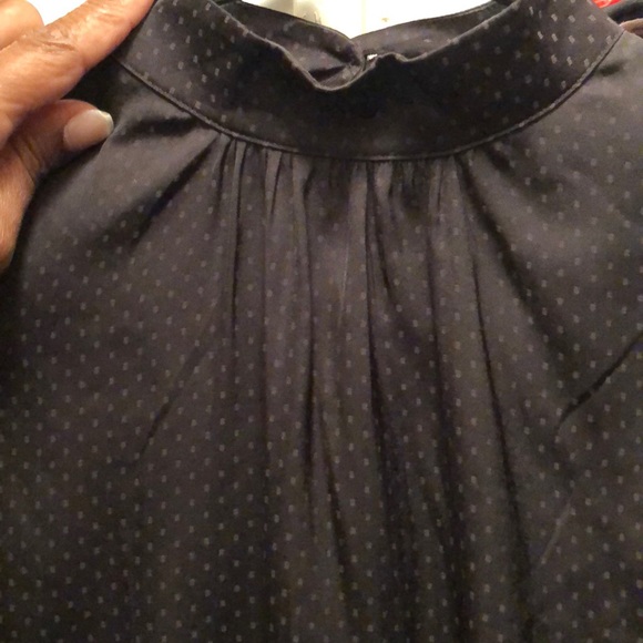 Black top - Picture 2 of 4